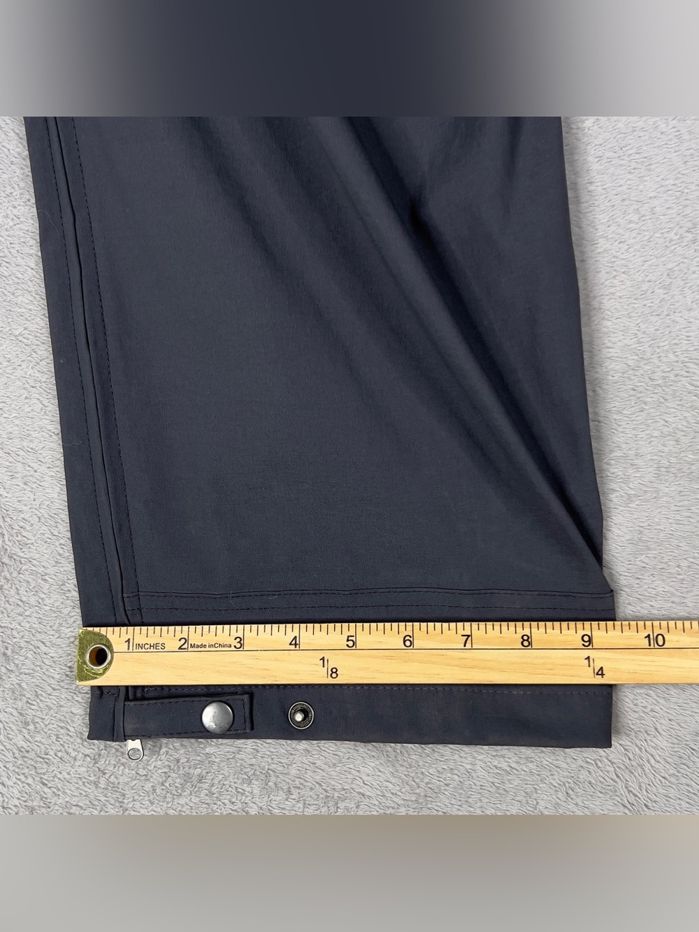 Kuhl Renegade Convertible Cargo Pants Men's 40x32 Koal Gray Outdoor Hiking NWT - Picture 13 of 13